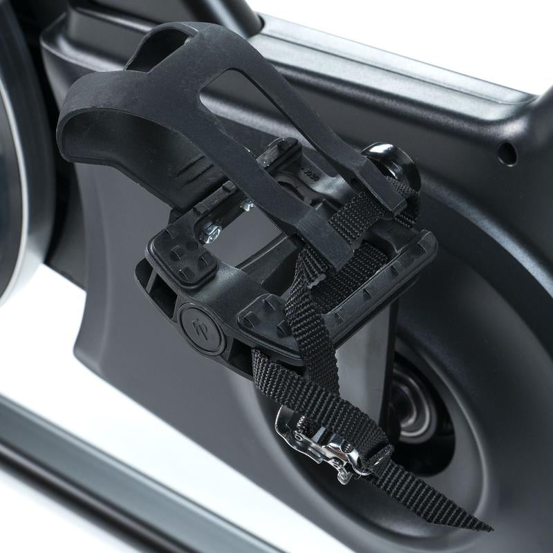 FitWay Equip. 500IC Indoor Cycle pedal view 
